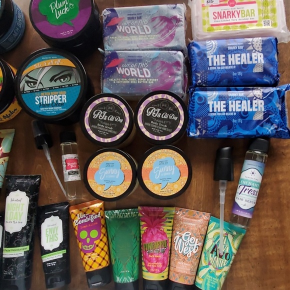 Huge perfectly Posh bundle lot - Picture 2 of 4